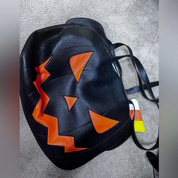 Halloween Jackolantern Tote - Picture 4 of 9
